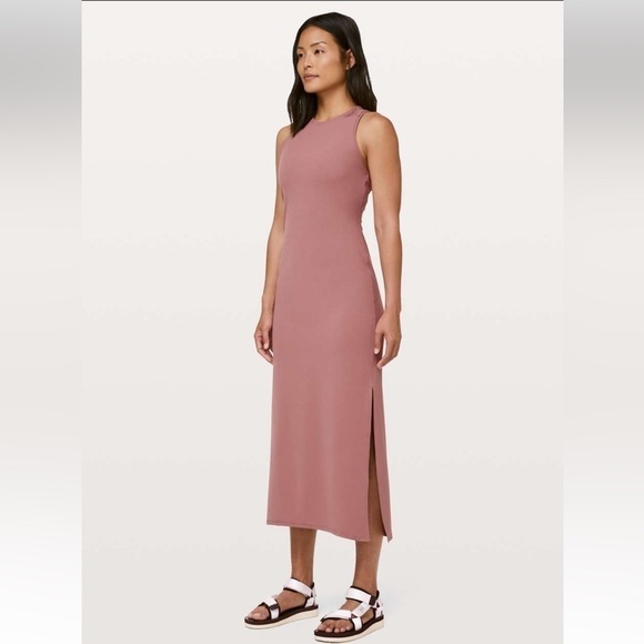 Lululemon Get Going Dress
Red Dust size 6 - Picture 8 of 8